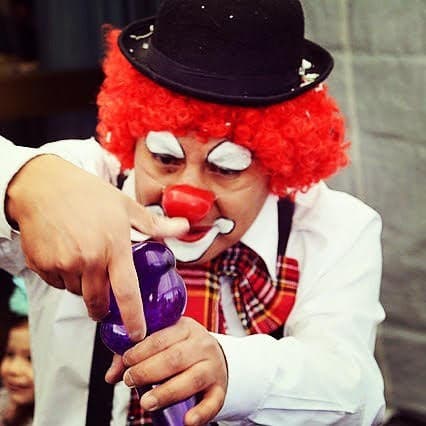 Clown Ernesto en action